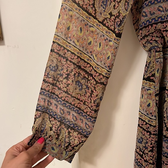 Keyhole neck, open back romper! - Picture 4 of 7